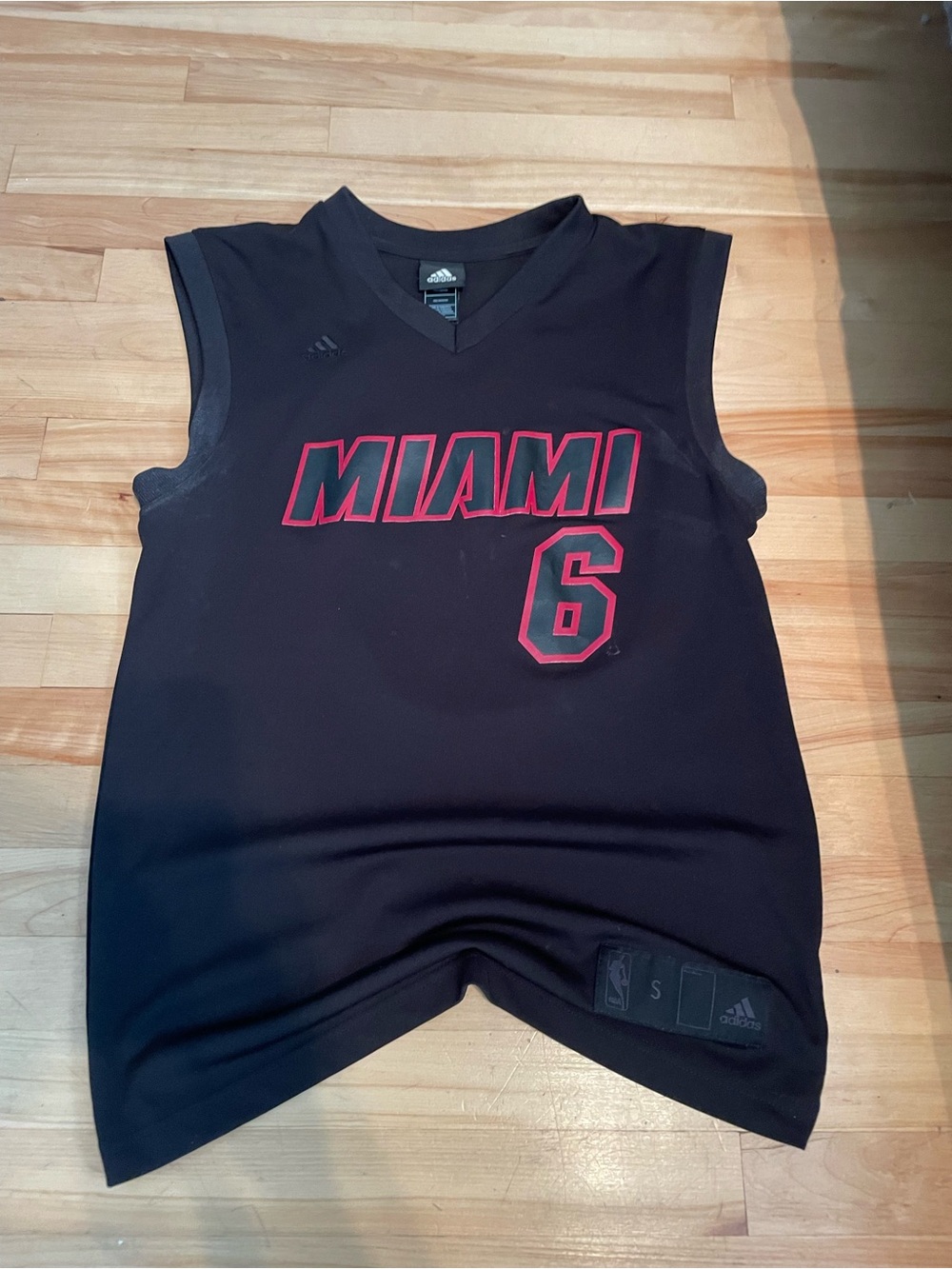 Adidas Miami Heat LeBron James black jersey with red 'MIAMI' text and number '6'